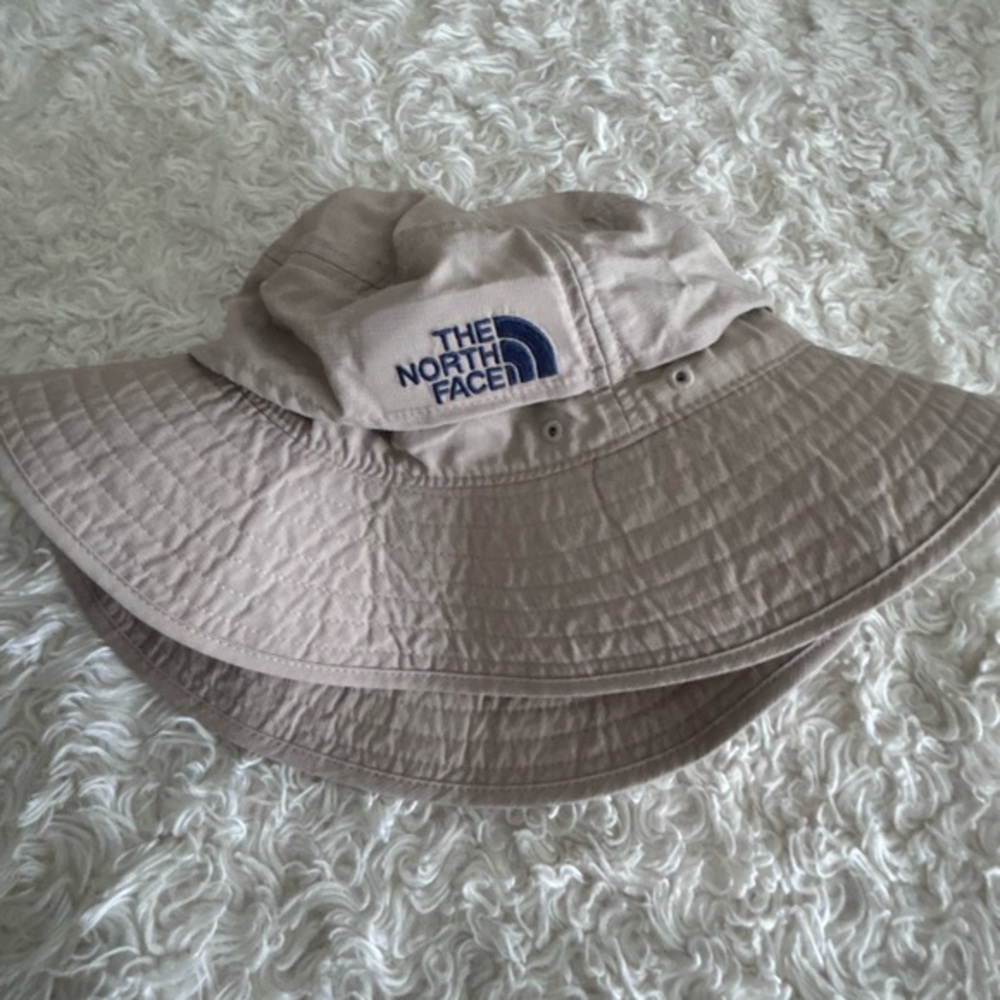 The North Face Beige Wide-Brim Hat‎